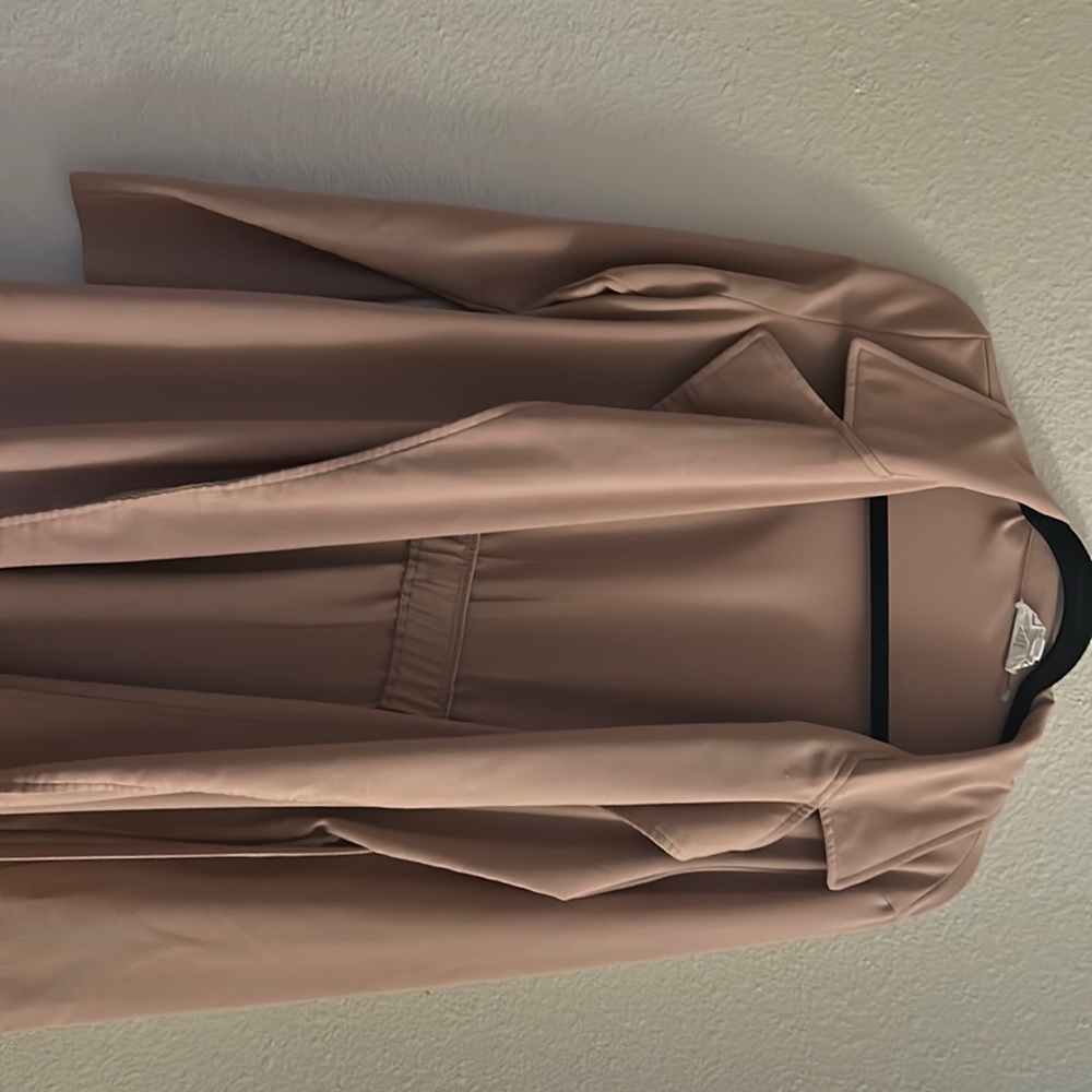 Nude coat
